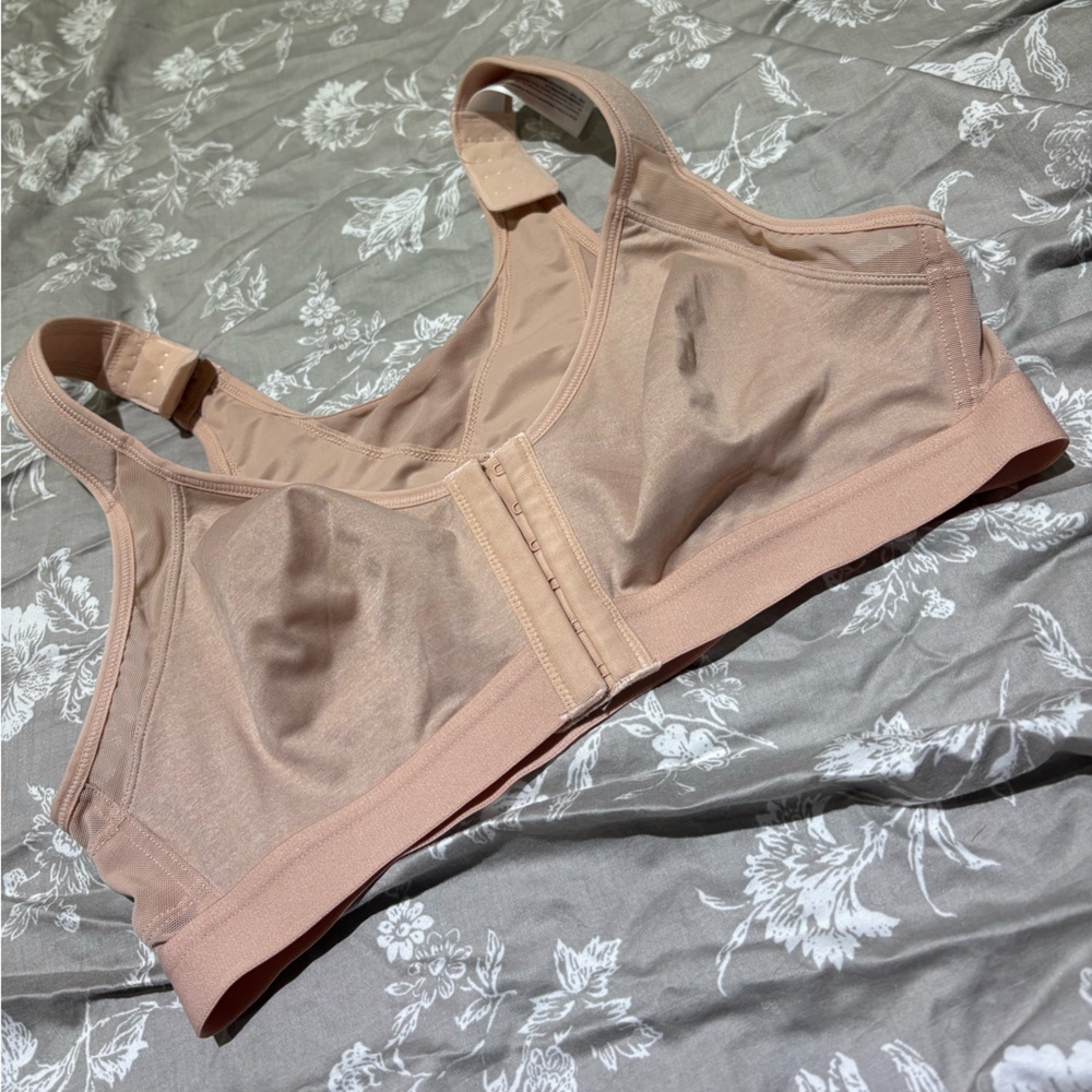 Delmira nude back support bra 36B like new